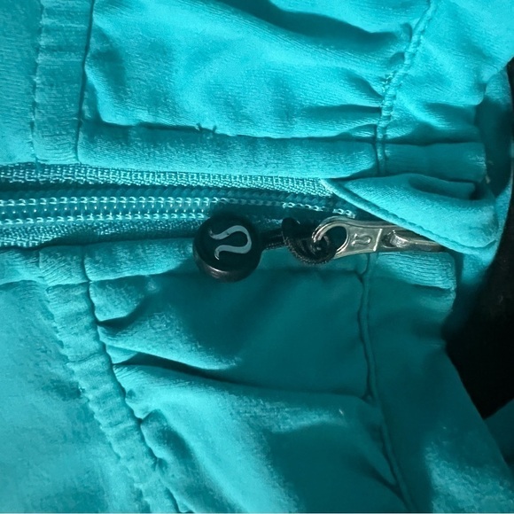Lululemon Sweater Blue Teal High Neck Gathered Arms Pockets. - Picture 7 of 11